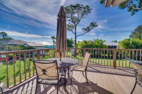 Sebastian Home with Large Deck Near Golfing and Beach